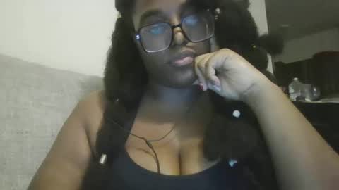 ebonybigtitqueen1 online show from October 17, 1:53 am