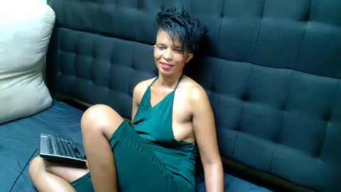 EBONYBLAZEXXX online show from December 14, 8:13 pm