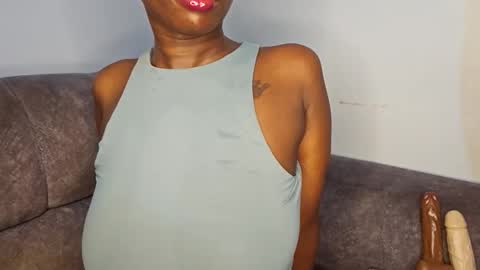 Ebony Melanie online show from November 27, 11:51 pm