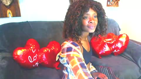 Snapshot of ebonygracie chatting on July 16, 8:20 am ebonygracie online show from July 16, 8:20 am