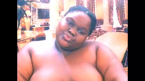 ebonyhotbuns4u2luv online show from January 16, 11:25 am