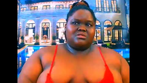 Snapshot of ebonyhotbuns4u2luv chatting on April 28, 6:46 pm ebonyhotbuns4u2luv online show from April 28, 6:46 pm