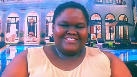 Snapshot of ebonyhotbuns4u2luv chatting on June 20, 10:45 pm ebonyhotbuns4u2luv online show from June 20, 10:45 pm