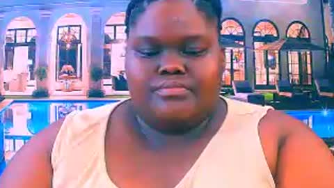 Snapshot of ebonyhotbuns4u2luv chatting on June 24, 6:56 am ebonyhotbuns4u2luv online show from June 24, 6:56 am