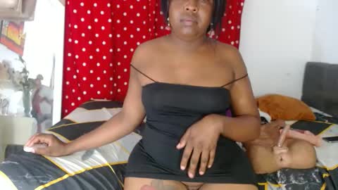 Snapshot of ebonyjdore chatting on April 28, 2:27 am rosmary online show from April 28, 2:27 am