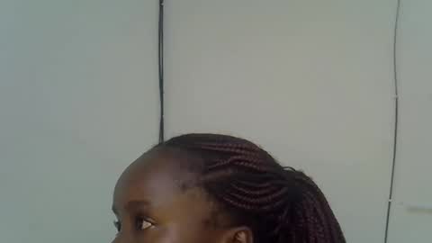 Ebony Luxe online show from April 2, 4:54 am