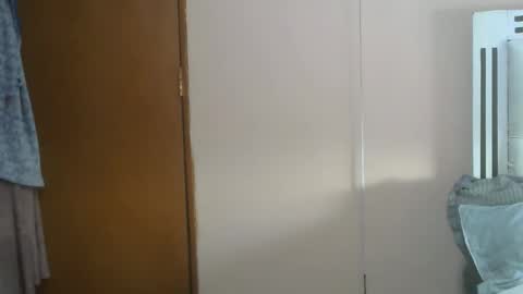 Snapshot of ebonymayahh chatting on April 18, 1:26 pm ebonymayahh online show from April 18, 1:26 pm