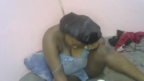 Snapshot of ebonymayahh chatting on April 29, 5:30 pm ebonymayahh online show from April 29, 5:30 pm