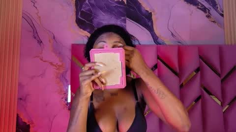 ebonyndsavage online show from March 3, 7:53 pm