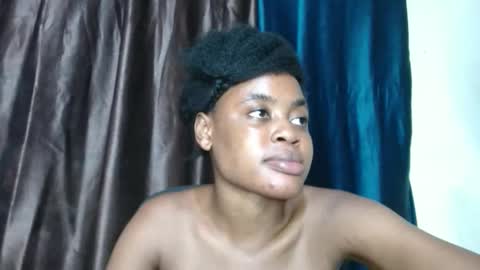 Snapshot of ebonypussy_xx chatting on October 15, 11:49 pm ebonypussy_xx online show from October 15, 11:49 pm