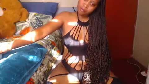 Snapshot of ebonyseductresx chatting on July 18, 12:20 pm ebonyseductresx online show from July 18, 12:20 pm