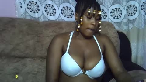 Snapshot of ebonysk chatting on April 20, 10:07 am pretty online show from April 20, 10:07 am