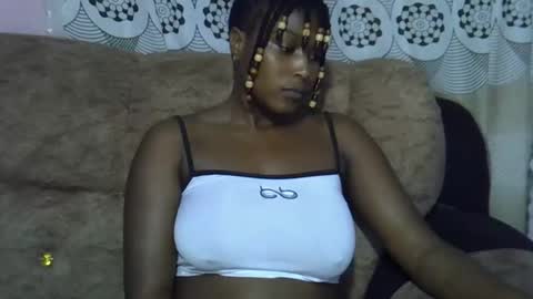 Snapshot of ebonysk chatting on May 12, 9:34 pm pretty online show from May 12, 9:34 pm