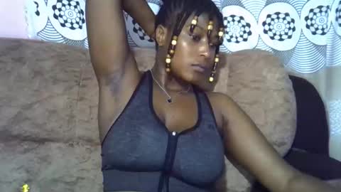 Snapshot of ebonysk chatting on May 16, 10:36 am pretty online show from May 16, 10:36 am