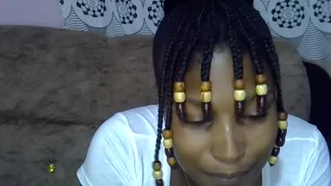 Snapshot of ebonysk chatting on May 17, 11:12 pm pretty online show from May 17, 11:12 pm