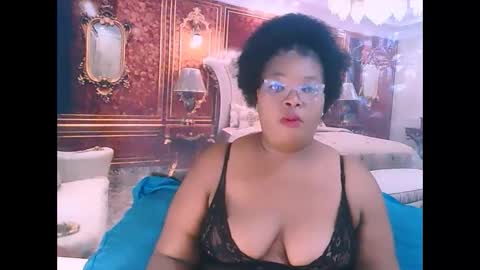 CoCo online show from November 18, 6:07 am