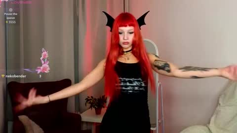 Snapshot of eclipseempress chatting on October 13, 2:06 pm Monica online show from October 13, 2:06 pm