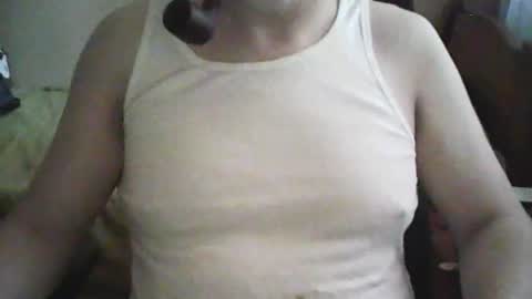 Snapshot of ed_crutcher chatting on July 14, 10:21 am Ed Crutcher online show from July 14, 10:21 am