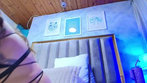 Snapshot of eda_bonne chatting on June 4, 12:44 pm Edda online show from June 4, 12:44 pm