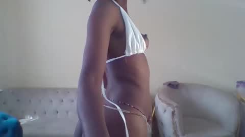 edakiss online show from January 11, 5:45 am