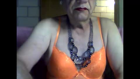 Snapshot of eddie595959 chatting on February 19, 9:50 am eddie595959 online show from February 19, 9:50 am