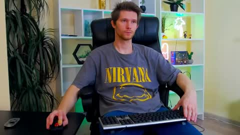 eddie_baker online show from April 10, 8:41 am