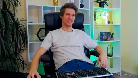 eddie_baker online show from April 16, 9:39 pm