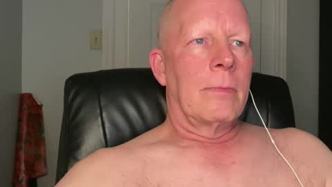 Eddy online show from November 24, 3:17 am