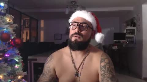 Snapshot of edgarram83 chatting on December 26, 3:16 am edgarram83 online show from December 26, 3:16 am