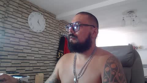 Snapshot of edgarram83 chatting on September 22, 6:21 pm edgarram83 online show from September 22, 6:21 pm