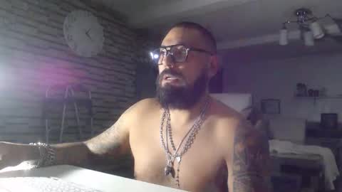 Snapshot of edgarram83 chatting on October 21, 7:20 am edgarram83 online show from October 21, 7:20 am