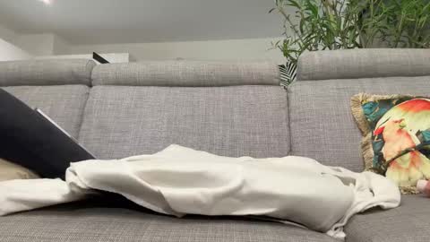 edge_guy online show from February 22, 8:42 pm