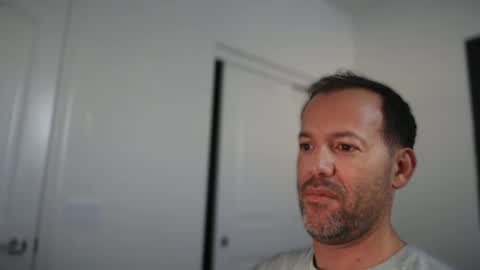 Snapshot of edge_masters chatting on October 15, 12:11 am EdgeM online show from October 15, 12:11 am