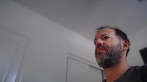 Snapshot of edge_masters chatting on December 22, 10:29 pm EdgeM online show from December 22, 10:29 pm