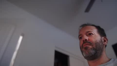 Snapshot of edge_masters chatting on February 12, 12:49 am EdgeM online show from February 12, 12:49 am