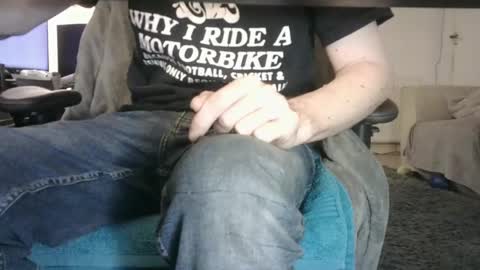 Snapshot of edged_biker chatting on January 16, 6:16 pm edged biker online show from January 16, 6:16 pm