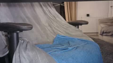 Snapshot of edged_biker chatting on February 10, 8:42 pm edged biker online show from February 10, 8:42 pm