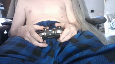 Snapshot of edged_biker chatting on February 21, 4:37 pm edged biker online show from February 21, 4:37 pm