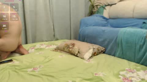 Snapshot of edifox chatting on August 3, 8:12 pm Alexander online show from August 3, 8:12 pm