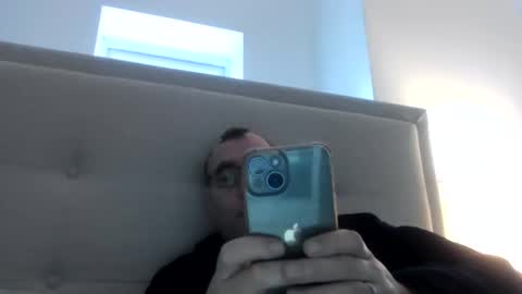 Snapshot of edinandy77 chatting on November 25, 8:58 am edinandy77 online show from November 25, 8:58 am
