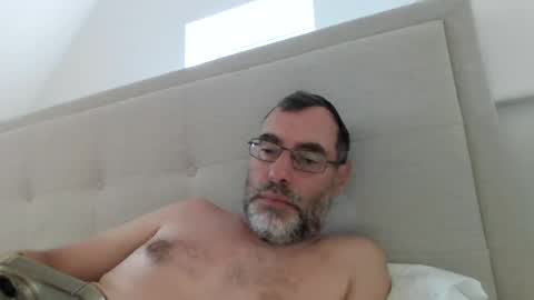 Snapshot of edinandy77 chatting on July 9, 8:40 am edinandy77 online show from July 9, 8:40 am