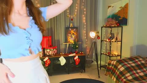 Im Sally  Im new here   lets meet online show from December 13, 3:05 am