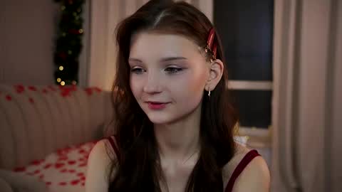 Snapshot of edithgalpin chatting on February 14, 12:29 am Lisa online show from February 14, 12:29 am