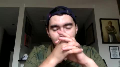 Snapshot of edmundfitz75 chatting on May 17, 11:45 pm EddieFitz75 online show from May 17, 11:45 pm
