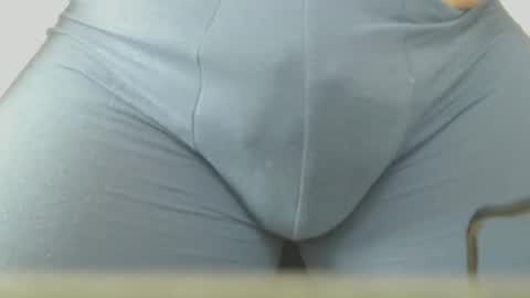 Snapshot of ednacrazy_2 chatting on April 22, 2:58 am ednacrazy_2 online show from April 22, 2:58 am