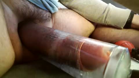 Snapshot of eduardo8inch chatting on November 2, 9:06 pm eduardo8inch online show from November 2, 9:06 pm