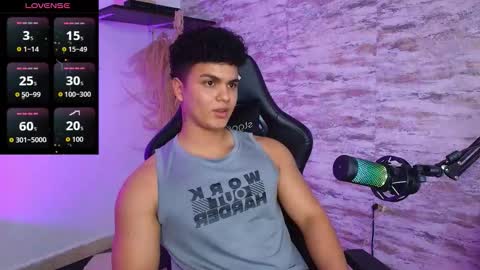 Snapshot of edward__clarck chatting on September 30, 11:43 pm EDWARD CLARCK online show from September 30, 11:43 pm