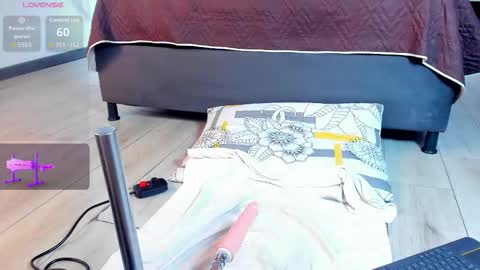 Eduardo online show from November 27, 4:47 am