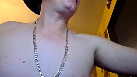 edwardaims_2please online show from October 22, 2:12 am