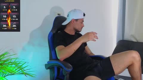 Edward Ross online show from February 25, 8:18 pm